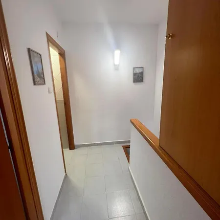 아파트 Piso Eneas